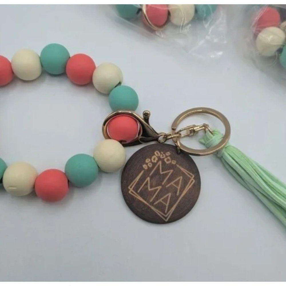 Wholesale Lot of‎ 3-Beaded Keychain Bracelet MAMA Charm Tassel Silicone Boutique
